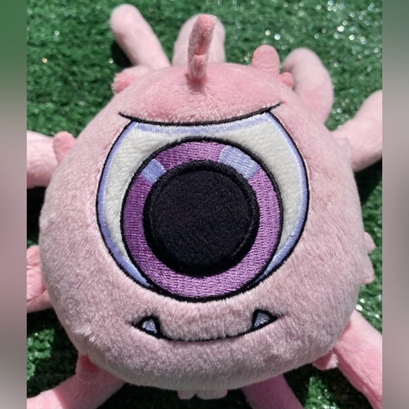 Dungeons & Dragons Beholder Phunny Plush Posable Arms - 11” - Picture 2 of 8